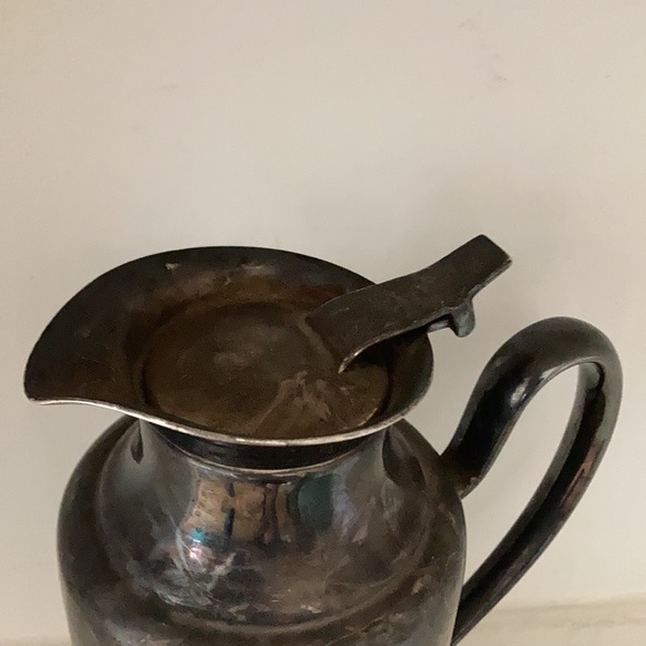 D.W. Haber & Son, N.Y. | Silver Plated Banquet Coffee Thermos - Picture 2 of 6